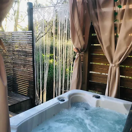 L'oustaou Piscine & Besse-sur-Issole